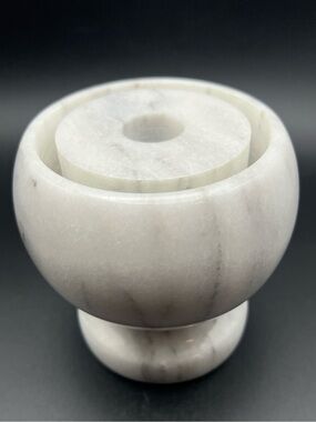 ⭐️ Vintage Gailstyn Sutton White Gray Marble Pedestal Taper Candle Holder 3.5"